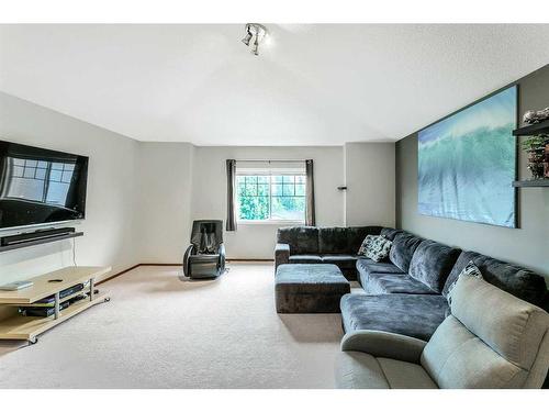 341 Citadel Meadow Bay Nw, Calgary, AB - Indoor Photo Showing Living Room