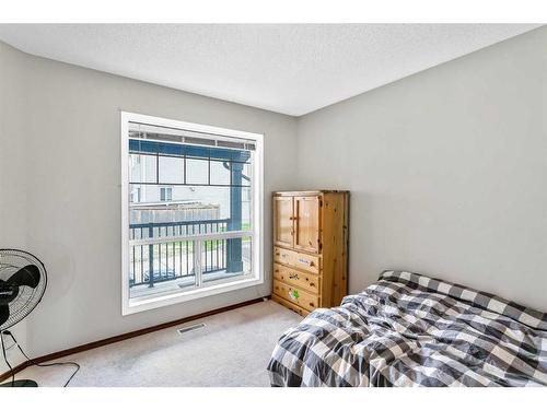 341 Citadel Meadow Bay Nw, Calgary, AB - Indoor Photo Showing Bedroom