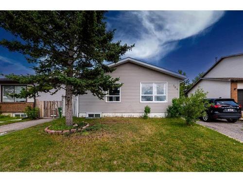 184 Whitaker Close Ne, Calgary, AB - Outdoor