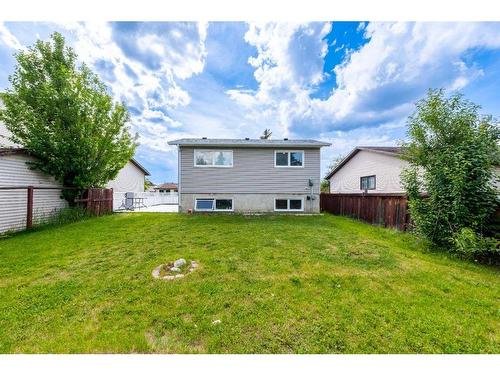 184 Whitaker Close Ne, Calgary, AB - Outdoor