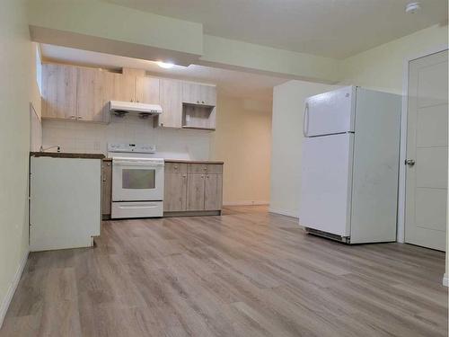 5217 Martin Crossing Drive Ne, Calgary, AB - Indoor Photo Showing Kitchen