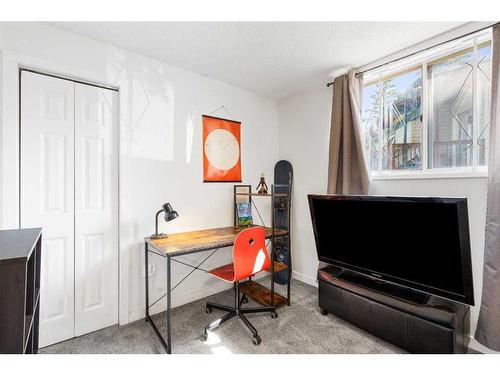 31A-333 Braxton Place Sw, Calgary, AB - Indoor