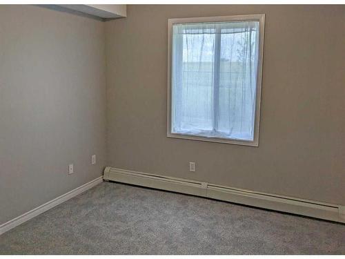 4102-1620 70 Street Se, Calgary, AB - Indoor Photo Showing Other Room
