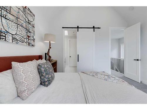 4635 82 Street Nw, Calgary, AB - Indoor Photo Showing Bedroom