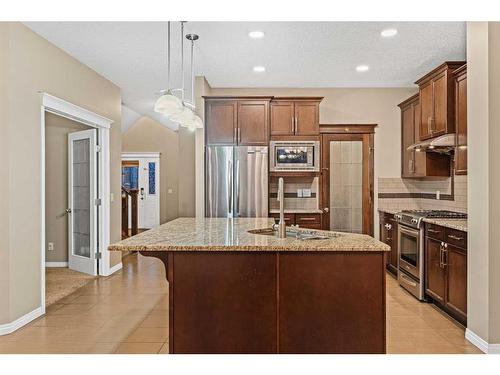 142 Silverado Bank Circle Sw, Calgary, AB - Indoor Photo Showing Kitchen With Upgraded Kitchen