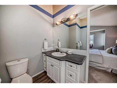 168 Chaparral Crescent Se, Calgary, AB - Indoor Photo Showing Bathroom