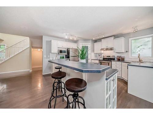 168 Chaparral Crescent Se, Calgary, AB - Indoor Photo Showing Kitchen With Upgraded Kitchen