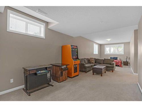 91 Evercreek Bluffs Place Sw, Calgary, AB - Indoor