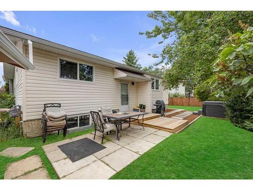 15 Deermont Place Se, Calgary, AB - Outdoor With Deck Patio Veranda With Exterior