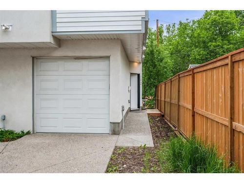 202-1616 24 Avenue Nw, Calgary, AB - Outdoor With Exterior