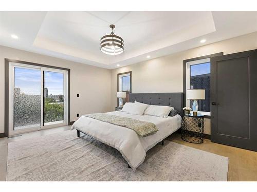 1514 22 Avenue Sw, Calgary, AB - Indoor Photo Showing Bedroom