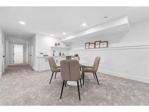 10404 Maplemont Road Se, Calgary, AB - Indoor Photo Showing Dining Room