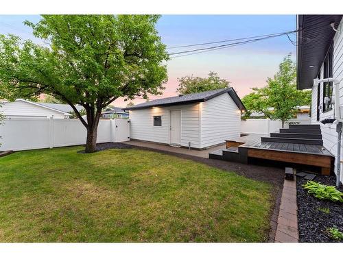 10404 Maplemont Road Se, Calgary, AB - Outdoor