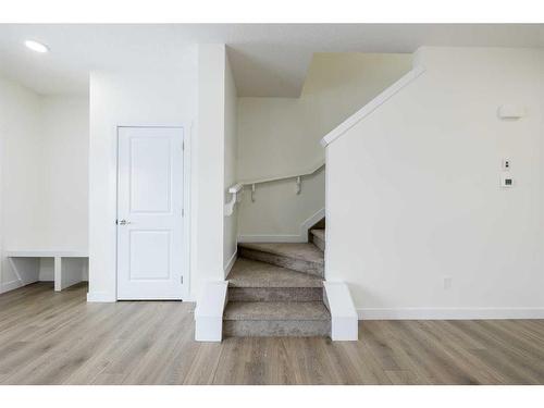 376 Heartland Way, Cochrane, AB - Indoor Photo Showing Other Room