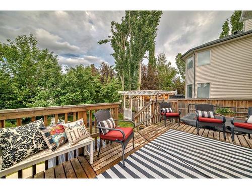 242 Shannon Square Sw, Calgary, AB - Outdoor With Deck Patio Veranda With Exterior