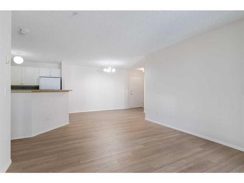 115-3000 Somervale Court Sw, Calgary, AB - Indoor