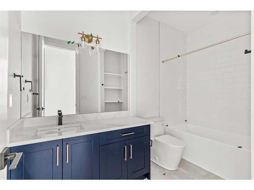 1410 43 Street Sw, Calgary, AB - Indoor Photo Showing Bathroom