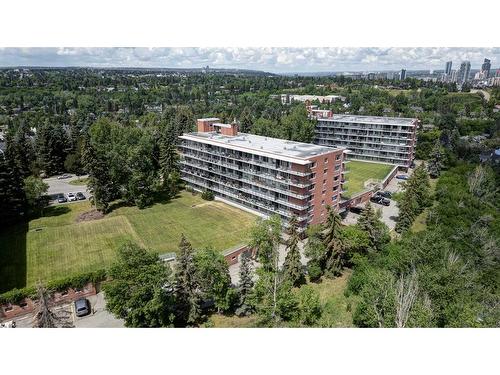 705-3232 Rideau Place Sw, Calgary, AB - Outdoor With View