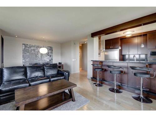 705-3232 Rideau Place Sw, Calgary, AB - Indoor Photo Showing Living Room