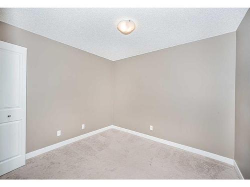 2111-1317 27 Street Se, Calgary, AB - Indoor Photo Showing Other Room