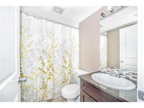 2111-1317 27 Street Se, Calgary, AB - Indoor Photo Showing Bathroom
