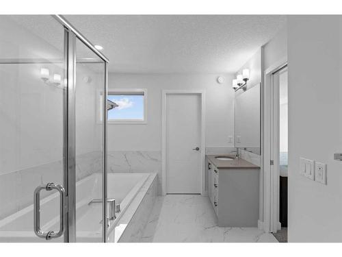 268 Seton Villas Se, Calgary, AB - Indoor Photo Showing Bathroom