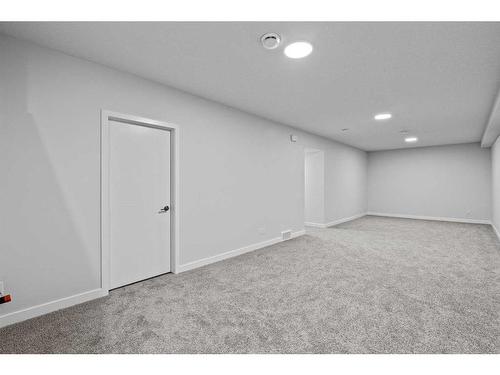 268 Seton Villas Se, Calgary, AB - Indoor Photo Showing Other Room