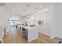 2010 41 Avenue Sw, Calgary, AB  - Indoor 