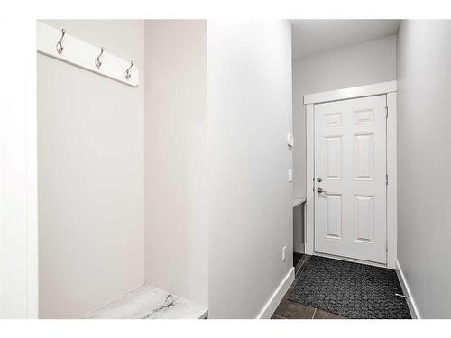 4324 70 Street Nw, Calgary, AB - Indoor Photo Showing Other Room