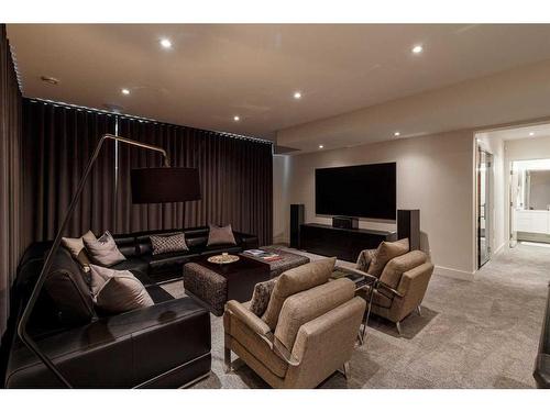 1404 22A Street Nw, Calgary, AB - Indoor