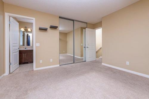 509 Mckenzie Towne Drive Se, Calgary, AB - Indoor Photo Showing Other Room