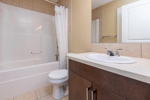509 Mckenzie Towne Drive Se, Calgary, AB - Indoor Photo Showing Bathroom