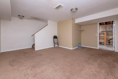 509 Mckenzie Towne Drive Se, Calgary, AB - Indoor Photo Showing Other Room