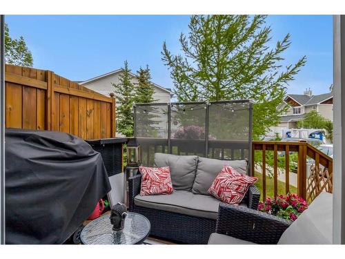 70 Country Village Gate Ne, Calgary, AB - Outdoor With Exterior