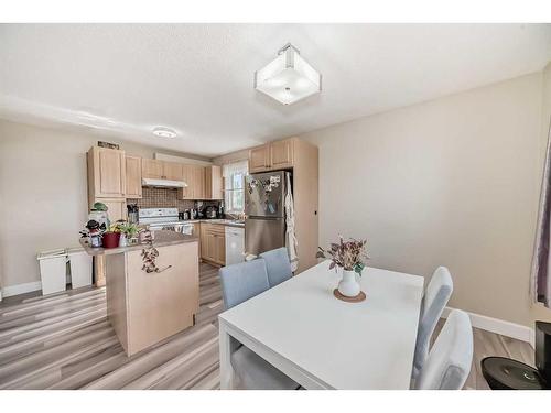 6226 Beaver Dam Way Ne, Calgary, AB - Indoor