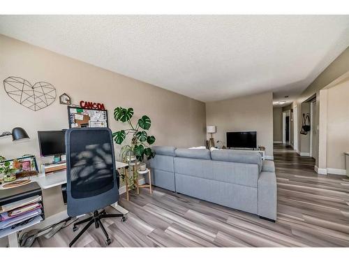 6226 Beaver Dam Way Ne, Calgary, AB - Indoor