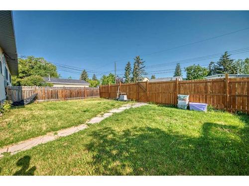 6226 Beaver Dam Way Ne, Calgary, AB - Outdoor With Backyard