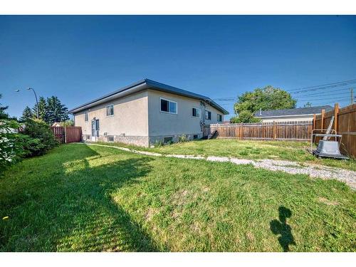 6226 Beaver Dam Way Ne, Calgary, AB - Outdoor With Exterior