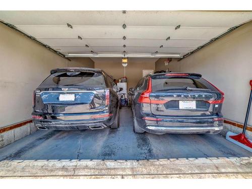 48 Panton Way Nw, Calgary, AB - Indoor Photo Showing Garage