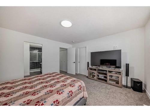 37 Legacy Glen Point Se, Calgary, AB - Indoor Photo Showing Bedroom