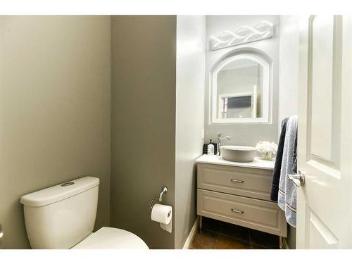 753 Auburn Bay Boulevard Se, Calgary, AB - Indoor Photo Showing Bathroom