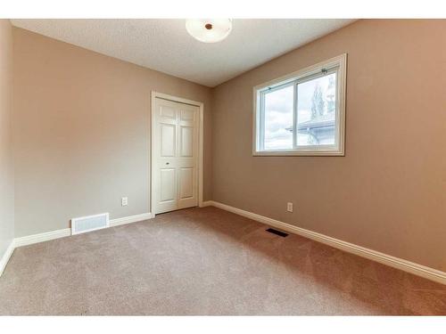 753 Auburn Bay Boulevard Se, Calgary, AB - Indoor Photo Showing Other Room