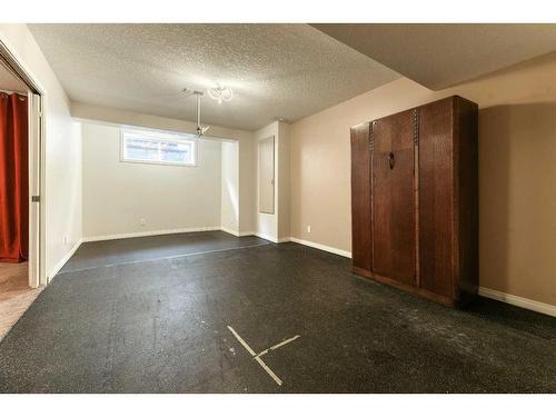 753 Auburn Bay Boulevard Se, Calgary, AB - Indoor Photo Showing Other Room