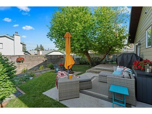 71 Cedargrove Place Sw, Calgary, AB - Outdoor With Deck Patio Veranda