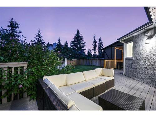 436 Woodbriar Place Sw, Calgary, AB - Outdoor With Deck Patio Veranda
