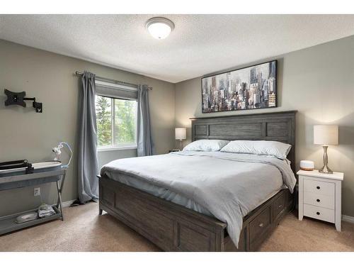 219 Citadel Lane Nw, Calgary, AB - Indoor Photo Showing Bedroom