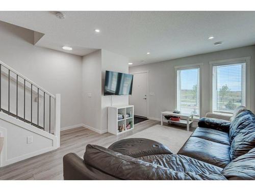 20559 Seton Way Se, Calgary, AB - Indoor Photo Showing Other Room