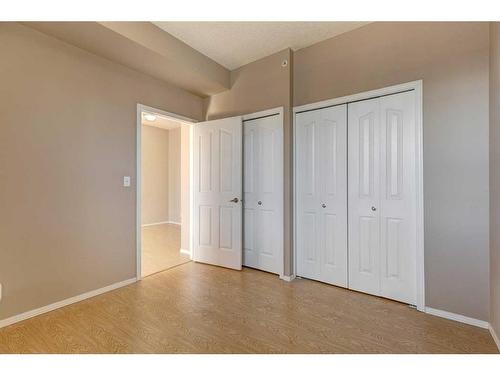1408-1053 10 Street Sw, Calgary, AB - Indoor Photo Showing Other Room