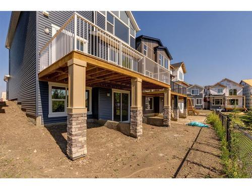 207 Silver Spruce Grove Sw, Calgary, AB - Outdoor