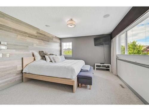 61 Chaparral Valley Square Se, Calgary, AB - Indoor Photo Showing Bedroom
